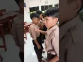 Download Lagu Het is echt leuk om de trends van schoolkinderen in de klas te volgen