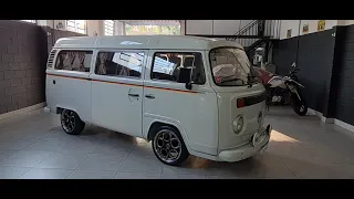 kombi super luxo com ar condicionado elétrico