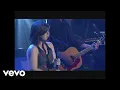 Download Lagu Kelly Clarkson - Because Of You (Live Sets on Yahoo! Music 2007)