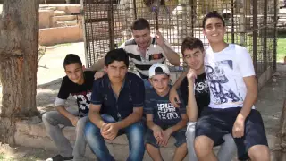 أصحاب انا وانت ولا                    دندنها