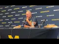 Michigan interim HC Biff Poggi s decision to wear sleeves