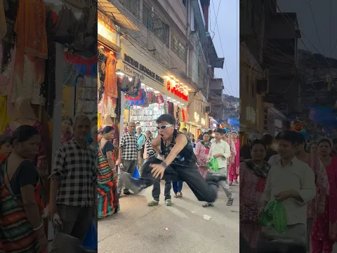 Bhai nai bola karne ka toh karna ka 😂🤘 jio sangi dance in public 🔥