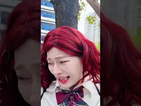 金克丝的翅膀怎么了？！