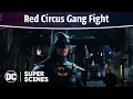 Video di Batman Returns - Red Triangle Rumble | Super Scenes | DC