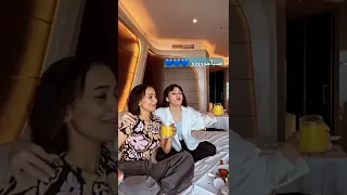 سارة مهند و بسملة عيني خد عيني 