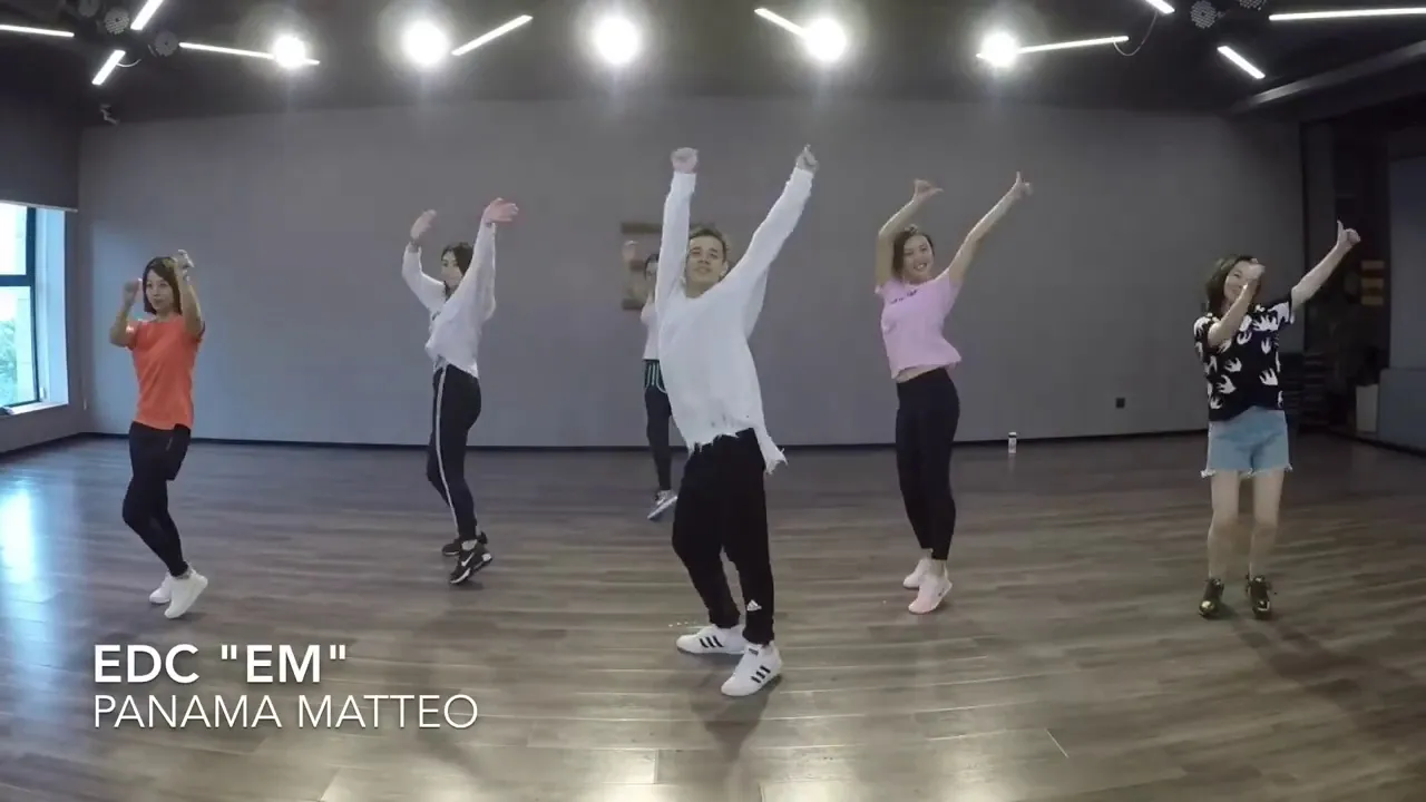EDC"EM"Panama dance(silly silly dance) EDC"EM"Panama dance(silly silly dance)