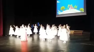 مدرسه بيت المقدس نحن الاطفال برائتنا 