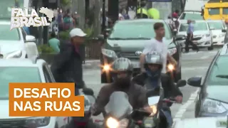 Motoristas e entregadores de app ganham menos que profissionais fora das plataformas