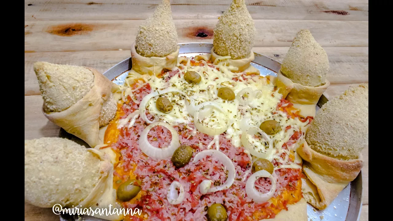 COMO FAZER PIZZA COM BORDA DE COXINHA PIZZA COM BORDA RECHEADA