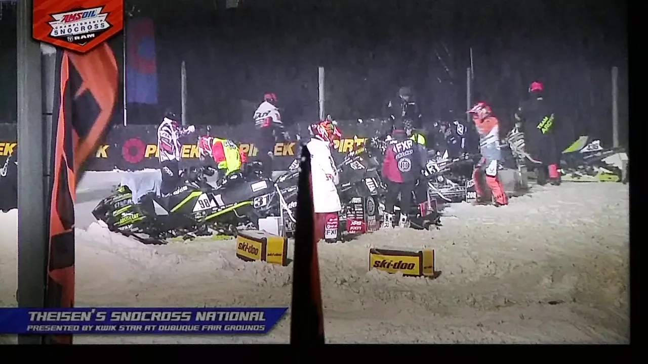 Amsoil Snocross Series Rd #9 Pro Final @ Dubuque, IA on 1/31/20