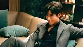 بتعرف ان جوزها بيخونها وعاوز يقتلها ف بترجع بالزمن ٣ شهور وبترتبط بشاب أوسم منه بيساعدها وبيحميها 