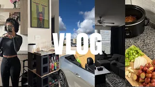vlog | spend the weekend with me, apartment updates, creative projects, matcha + pot roast