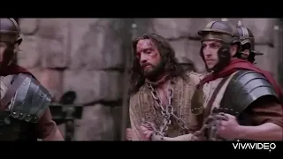 بعترف قدامك دندنها