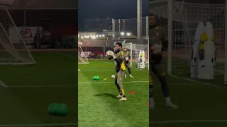 محمد الشناوي لاعب الأهلي حارس مصر الأول الاهلي الأهلي فوق الجميع الشناوي 