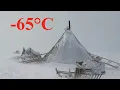 Download Lagu Survival in the Arctic Cold.Unique Nomad Home in the Tundra! Russia
