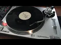 Download Lagu Soul II Soul ‎– Keep On Movin (Club Mix) Vinyl View