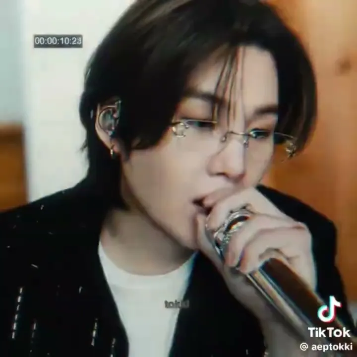 🔥Ram chahe Leela 🔥#suga #dj  #bts #btsarmy @BTS @YouTube @BTS_ARMY7200