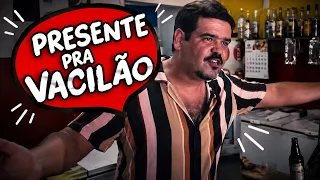 PRESENTE PRA VACILÃO - SÉRIE: HUMOR, TECNOLOGIA E SUBÚRBIO