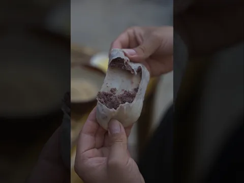 चावल से खिंचने वाली मिठाई! Stretchy Rice Mochi #shorts