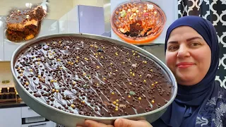 لو عندك ٤كوبيات دقيق وبيضه ونص كوباية زيت باقل تكلفه كيكة الشكولاته الاقتصادية في الخلاط بحجم عائلي 