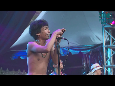 Download MP3 FOURTWNTY FANA MERAH JAMBU LIVE ON SOUNDSFEST 2019