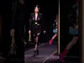 Download Lagu Kendall Jenner walking for Versace Women's Fall-Winter 2019 FashionShow  #fashionrunway