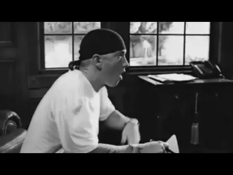 Download MP3 Avril Lavigne Ft. Eminem - When Your Gone (Seanh Remix & Video)