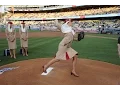 Download Lagu Emirates steals the show with the Los Angeles Dodgers | Baseball | Emirates Airline