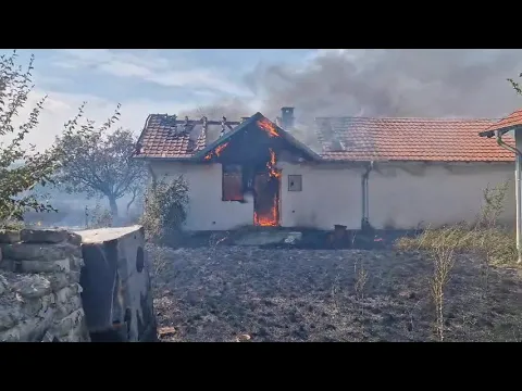 Požari bukte širom Kosova: Gore šume i njive, izgore kuće povratnika u Osojanu
