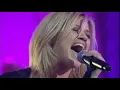 Kelly Clarkson - Walk Away (Live)