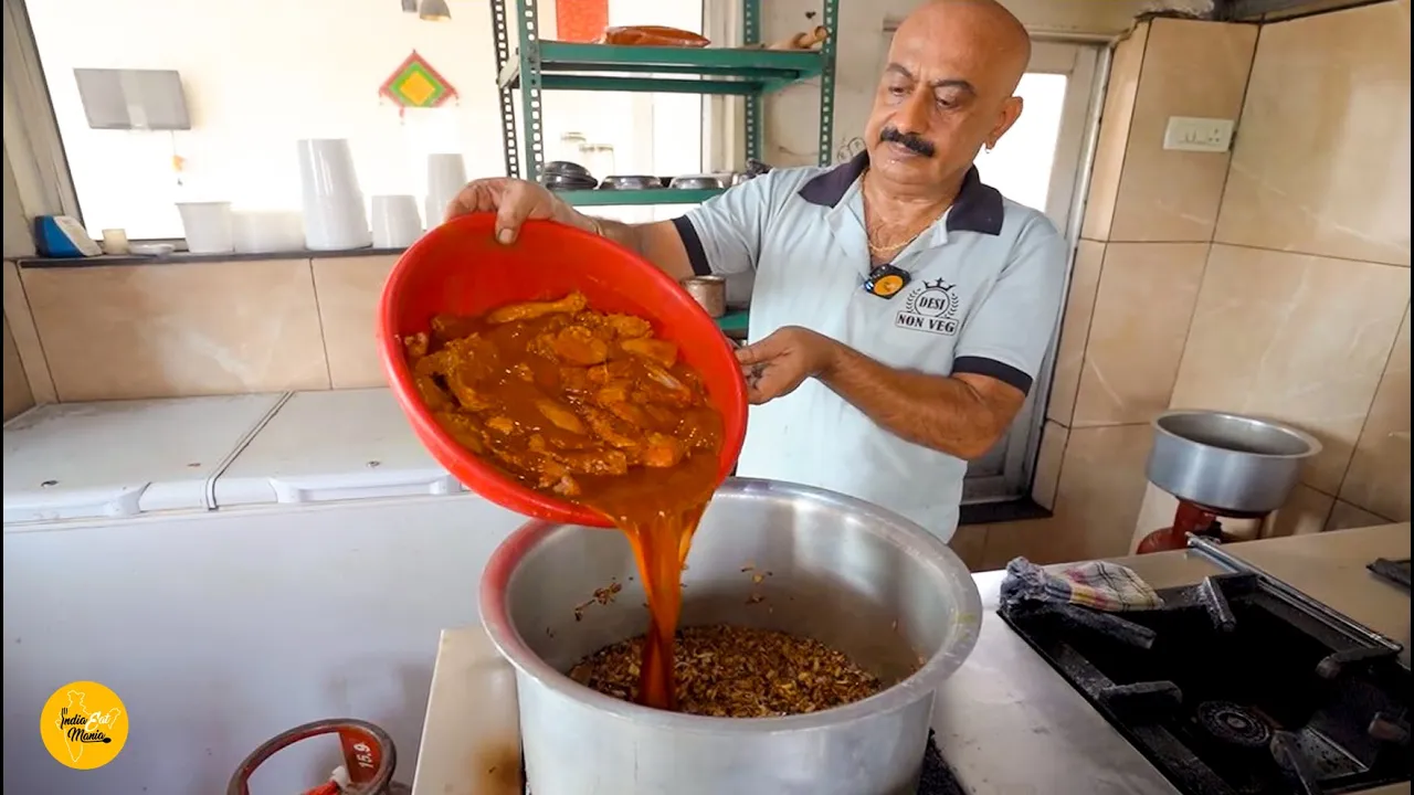 Hardworking Farmer Bhaiya Selling Village Style Gholia Chicken Curry Rs. 150/- Only l Jodhpuri Foood