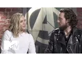 Video di 'Avengers: Age of Ultron' Stars Elizabeth Olsen & Aaron Taylor-Johnson (Spoiler) | MTV News