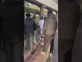 Download Lagu Aankomst van de Tap Basi op de locatie aan het Bijlmerplein waar de spirituele lezing gehouden werd.