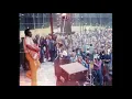■ Freddie King - "Look Over Yonder Wall"