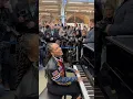 Alicia Keys Amazes Onlookers at St. Pancras International