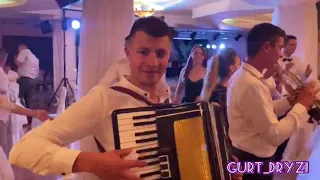 Гурт ДРУЗІ м Кам янець Подільський Забава між столами 