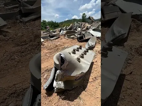 Why Is This Giant Scissor Cutting Paper? 😱✂️ | Hydraulic Shear Explained #shorts