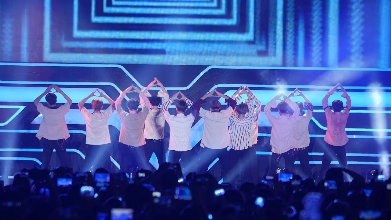 Apink Attracted To You p.2 @ MTV Music Evolution 6/24/16 Apink Attracted To You p.2 @ MTV Music Evolution 6/24/16