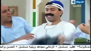 لما تقعد تتفرج على التليفزيون مع أبوك ويكون الريموت معاه الزناتي مجاهد 