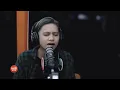 Bandang Lapis performs “Kabilang Buhay” LIVE on Wish 107.5 Bus