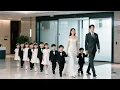 Lagu 一口氣看完:女人救下五個萌娃準備離開,孩子們的總裁爸爸趕來,萌娃呼叫:爸爸,快去抓住媽媽,別在讓她跑了!總裁一怔:竟然是這女人,所以這五年她不只偷了我的種,還讓我當了五年的瞎子#大陸短劇 #drama