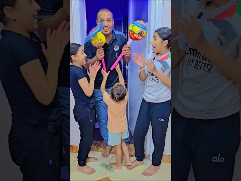 لما بناتك يطلبو مصاصة كبيرة 🍭🍭 ٥٠٠ لايك