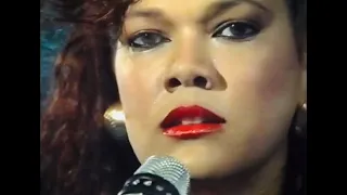 ANGELA CARRASCO - BOCA ROSA