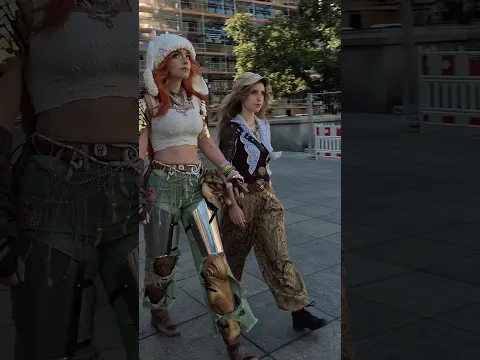 Heading to our next side quest 🚶‍♀️ @halcybella @gamescom.global