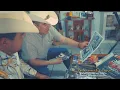 En Peligro De Extinción - La Historia Musical De México - (Audio Video)