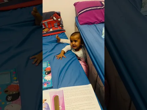 Baby struck in between 2 beds😳 #shorts#tiktok#london#uk#babyvideos #ananya#viral#funny#tamil#comedy