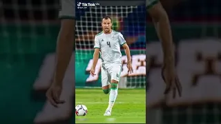 اغنية المنتخب الجزائري محرز حطها فالGol  اغنية المنتخب الجزائري محرز حطها فالGol