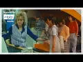 Download Lagu DDR-Alltag | Berlin-Friedrichshagen 1987 | Kaufhalle, Bölschestrasse, Straßenbahn, An- und Verkauf