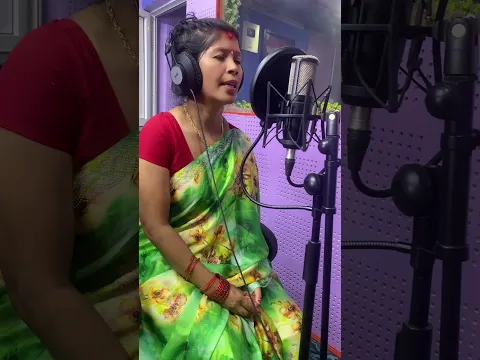 धुरुक्कै रुवाउने भजन गाउदै धर्ती माता New Nepali Bhajan Song by Dharti Mata 2083 #bhajan