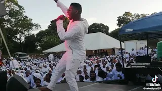 ayanda ntanzi weludlawu lwezulu ihubo lamanazaretha 